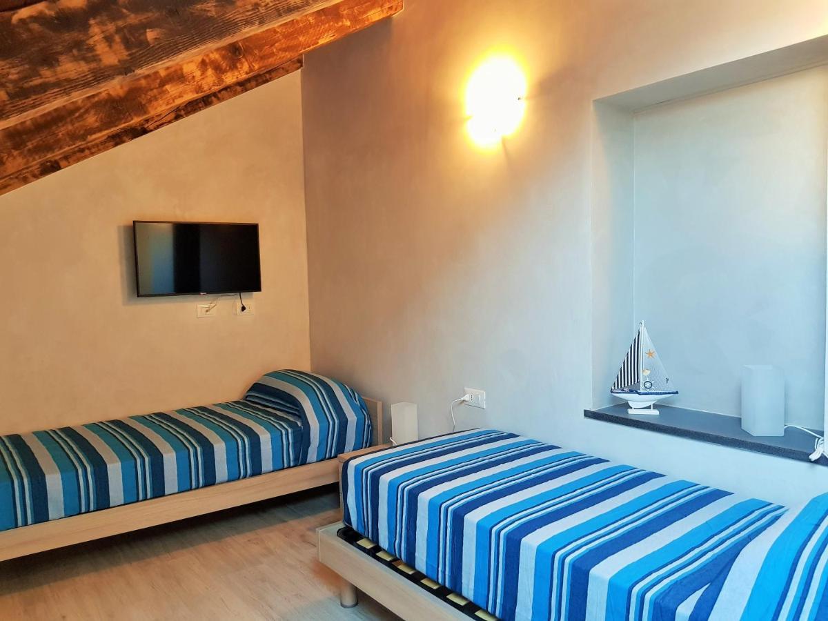 Casaviva - Casa Vacanze A Ceriale Con Terrazza Eksteriør billede